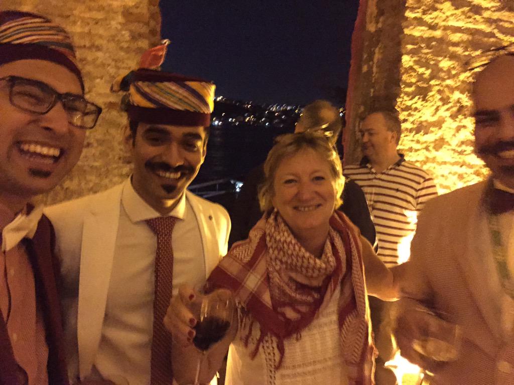 juliebruceXPlor's tweet photo. Friends, heroes and legends part 2 #SageSC #sageerpx3 http://t.co/i9FhOu27mC