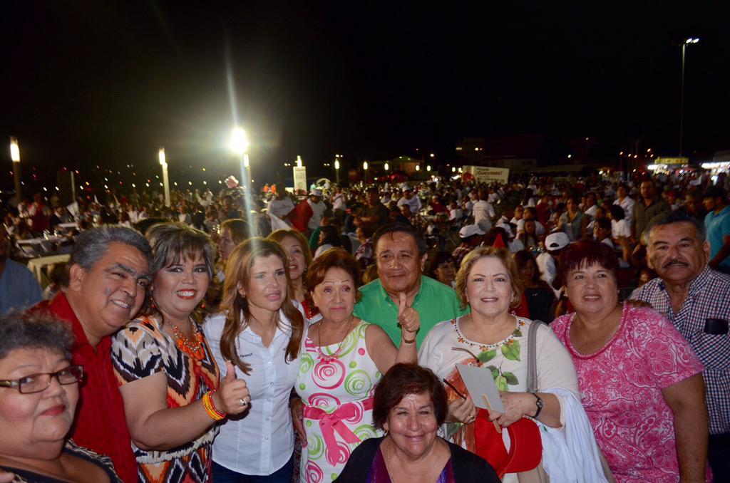 ClaudiaPavlovic's tweet photo. Gracias Guaymas!!! Cada vez son más las voces que reclaman un #VerdaderoCambio #OtroSonoraYA http://t.co/Ki9BP5Ju6H
