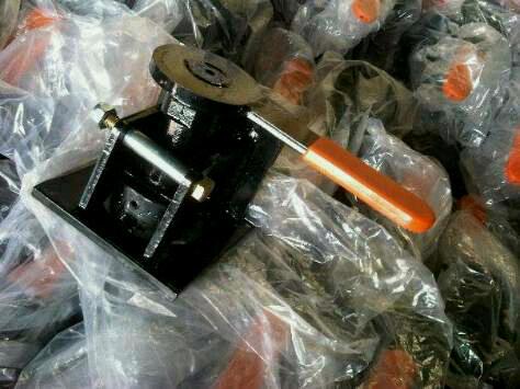 Trailerpart's tweet image. Twist Locks with Handel