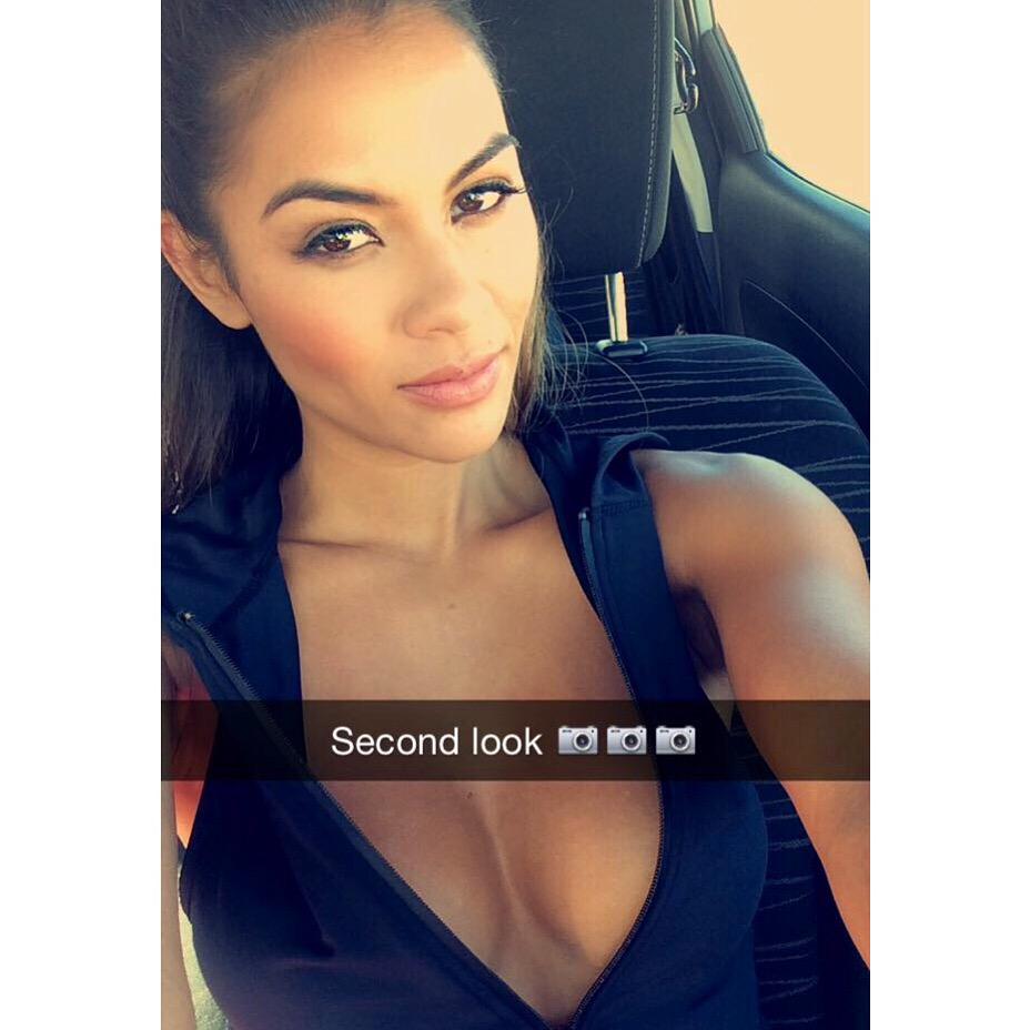 DomLeToullec's tweet photo. Nearly a wrap! Absolutely love this new gym gear, so sexy and sleek π #viciousbody @viciousbody http://t.co/KeFP7oQFID