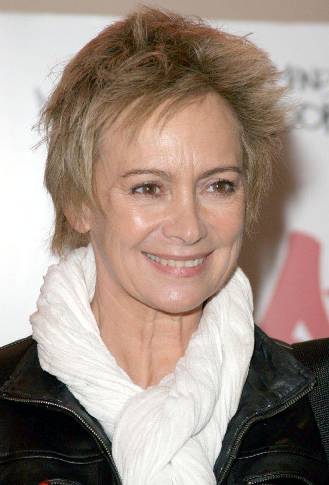 Happy Birthday, Francesca Annis!!  (siempre le he encontrado parecido a Deborah Kerr) 