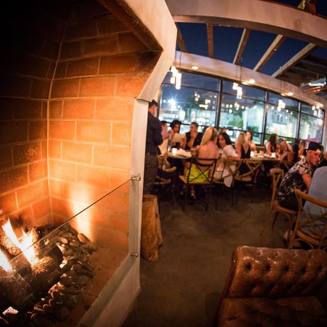 maderakitchen's tweet photo. #Cocktails by our Fireplace is always a great idea! http://t.co/OGcNCLVqlU