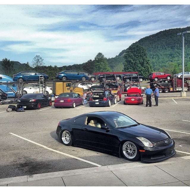 InfinitiAgora's tweet photo. Headed to sowo earlier. #sowo #sowoprep #helen #georgia #infiniti #g35 #lowcallyfamous #nutswungnation #bags #bagri… http://t.co/hKM0fVHpZO