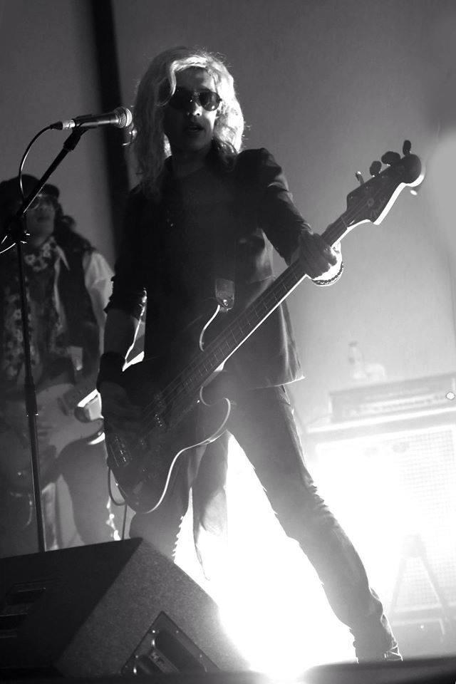 katanya si <a href="/_AdheRach/">Adherach BobbyJones</a> mirip sama <a href="/DuffMcKagan/">Duff McKagan</a> yaopo?