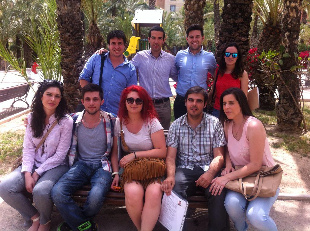 LanzaderaMUR's tweet photo. Fin de una jornada muy productiva. #ForoElche #foro #empleo #elche http://t.co/OPma0E7slf