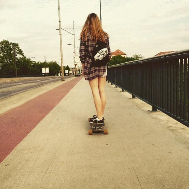 longboardstuff's tweet image. #longboardstuff from: annykruse | #yesterday #longboading #longboard4life #longboardinggirl #longboardlifestyle #lo…
