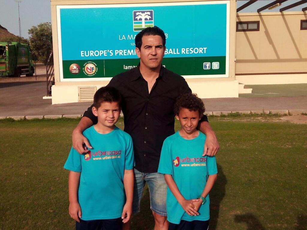 Manu y Pablo participantes del I Campus del FC Barcelona en La Manga  invitados a entrenar una semana en La Masia