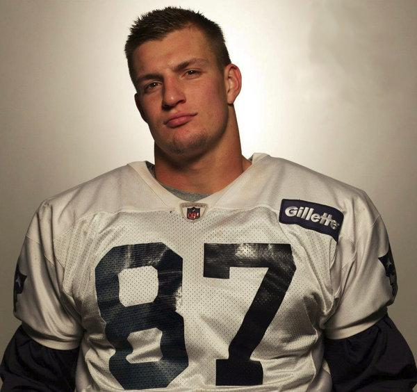 Happy 26th birthday to the one and only Robert James «Rob» Gronkowski! Congratulations! 