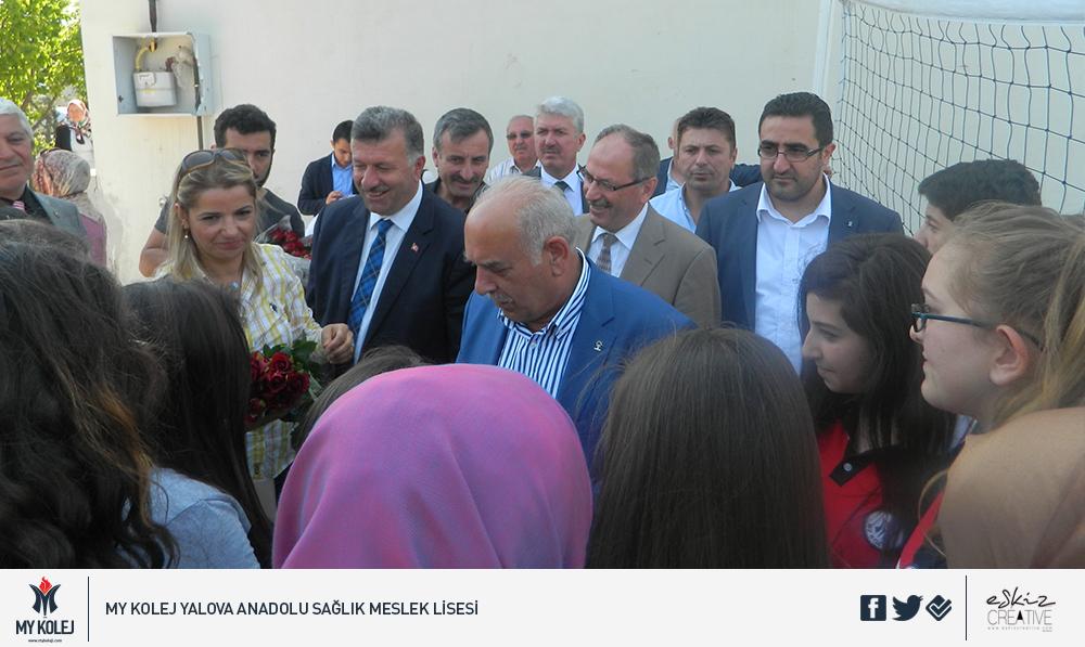 MYKoleji's tweet photo. AK Parti #Yalova Milletvekili Adayları ve Belediye Başkanları'ndan okulumuza ziyaret.http://t.co/PQUaNGyeA2 http://t.co/ucmqJVsD9Z