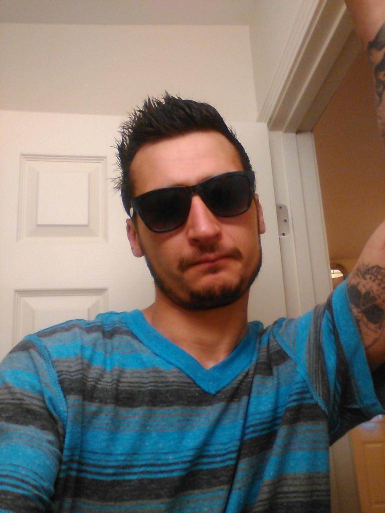 timrivers20's tweet photo. #swaggerlikeme http://t.co/ie2mZ5tFZe