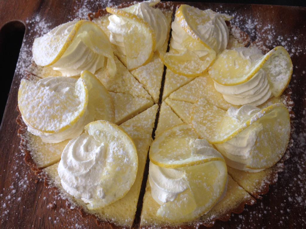YCwtchCoffi's tweet photo. Come and see us at Y Cwtch on this rainy day for some #lemonandcream #tart #delicious http://t.co/oVzmoz5gah