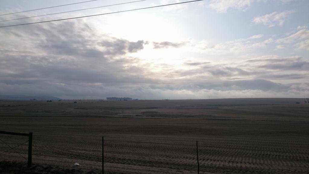GSkole's tweet photo. Die manne het in die koue wind na Malmesbury gery vir n warm ontvangs by H/S Swartland! @afriforum @afriforumjeug http://t.co/IWtCXy7gkx