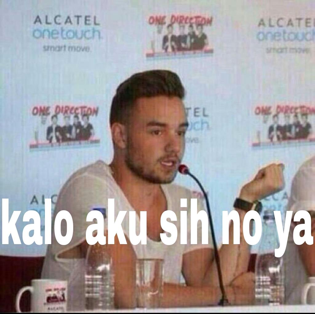 Aidahuswatunh67's tweet photo. "@vazhappenin: "1D AND CJR ARE SAME"
ME RN:
#istighfarcomate http://t.co/7L0mz5Qm19"