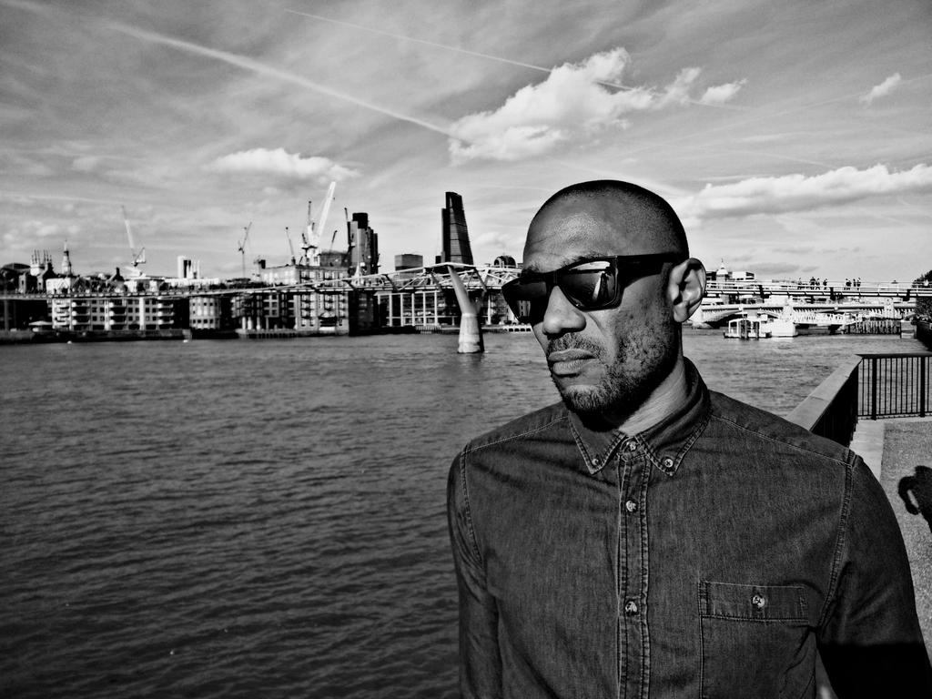 vincevermignon's tweet photo. #London #swaggman #Makingtwice #restface #gangsta #actinglife http://t.co/tzXstDdCUX