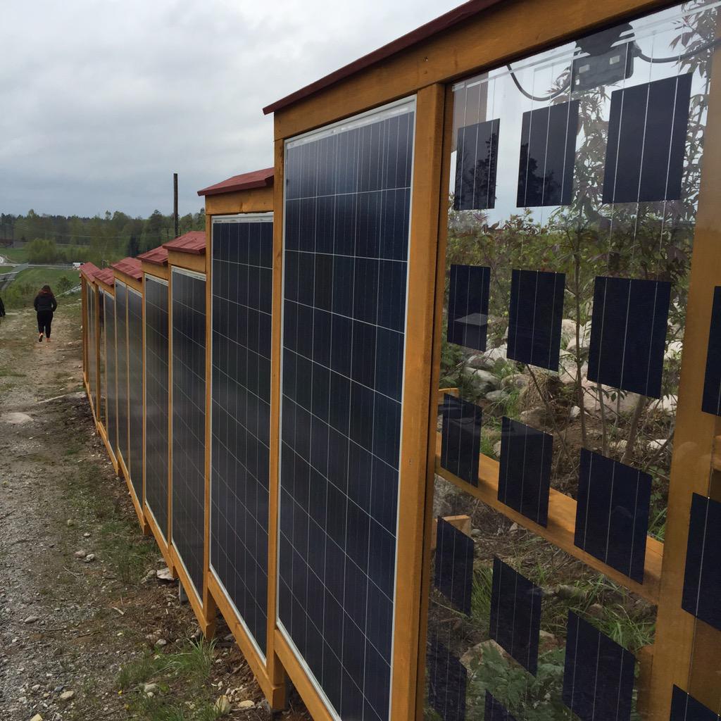 HansKarlsson48's tweet photo. Grön energi har många former. Bullerplank exv. http://t.co/JPStFEvS6z