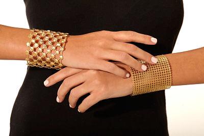 Zerdok1's tweet photo. Présentation collection bijoux SS2015 TZCParis ... http://t.co/3P0Il83hdk