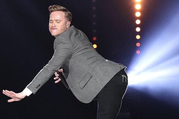 Happy Birthday Olly Murs! Hope you have as much fun today as you are in this photo!! 