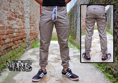 selyaglia's tweet photo. @Radityadiiikan 
Jogger pants
120.000
pin 27205187
WA 085956391269 
Blm ongkir http://t.co/k1l2X7LkRd