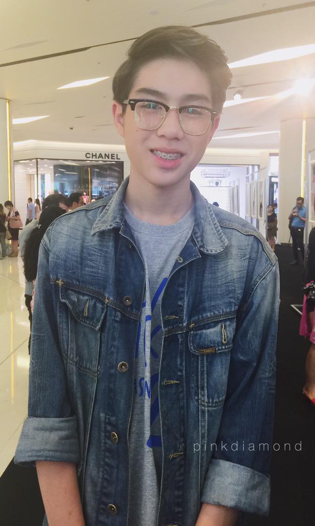 happite's tweet photo. มิน หรือ มิก 😚 พี่ก็ได้หมด @minthitipat #minthitipat #lovesickseason2 #lovesickfreshycamp http://t.co/teYIEoaiZ9