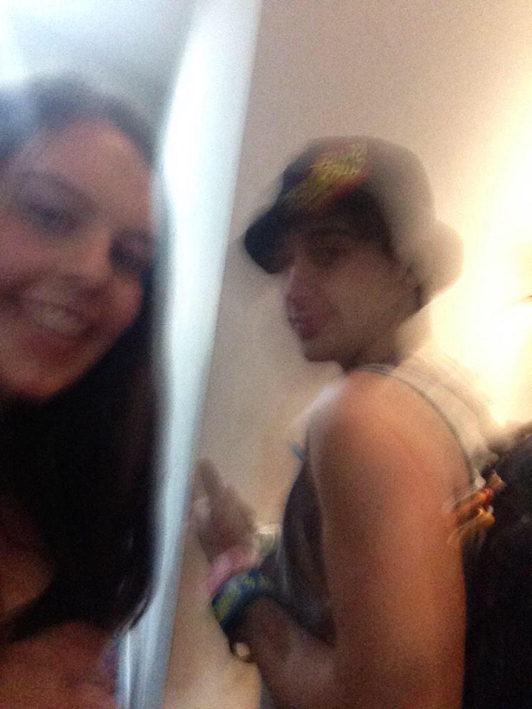  happy birthday baby I love you so much, I hope you have a fantastic day. I hope to meet you again. Besos 