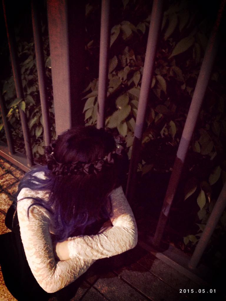 A_sg_s's tweet photo. ｢こっちが柵の外？冗談よしてよ｣

M.ぽん
P.花守 彩

自分の影が写ってしまうという撮影者としてあるまじき失態。気は抜いちゃいけないね。

#写真好きな人と繋がりたい http://t.co/rrxw923VGi