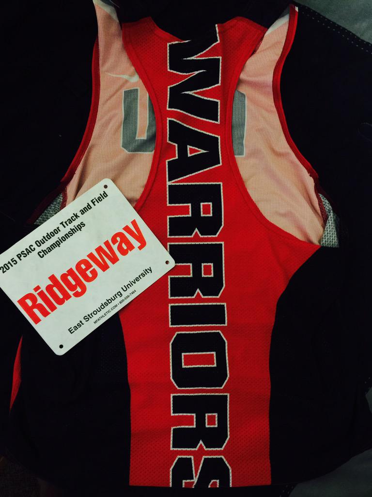 artist_treil's tweet photo. Day 3!! #PSAC15 #triplejump http://t.co/AwnTxRwiGj