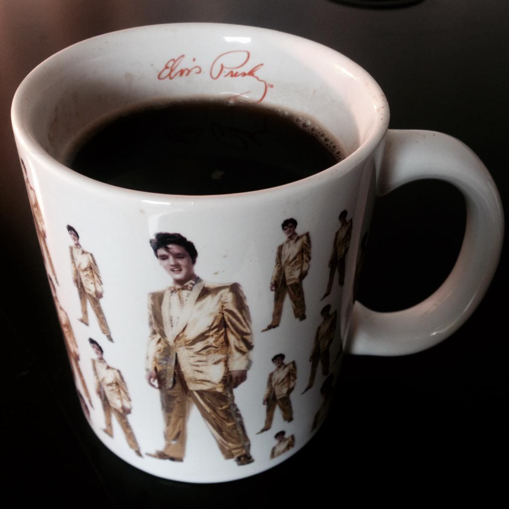DeathElodie's tweet photo. Prendre un café avec Elvis... http://t.co/zdOnmIEPP2
