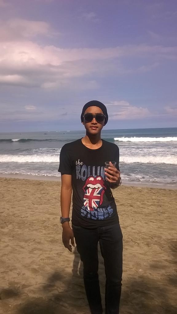 ade_aderoby tweet picture