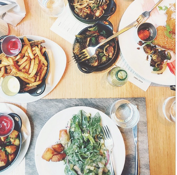 CC_Pavilion's tweet photo. Is it brunch time yet? Love this pic of an epic meal last weekend at @VOLT_RANGE (thanks for sharing, @greentiye!) http://t.co/hZBQZUJmey