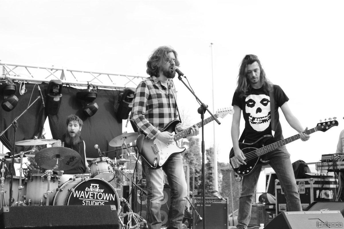 NeodimioBand tweet picture