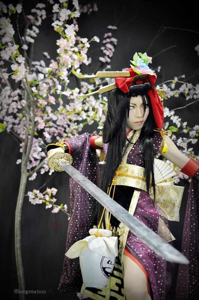 藤森蓮 コスプレイヤー Youtube Op Twitter 刀剣乱舞 次郎太刀のコスプレ 通常 真剣必殺 序盤の我が本丸唯一の大太刀 にして最初にカンストした強ーい次郎さん 女装で姉御肌だけど次男坊で男らしい所が大好き 刀剣乱舞 とうらぶ Http T Co 56zxg6vwjv