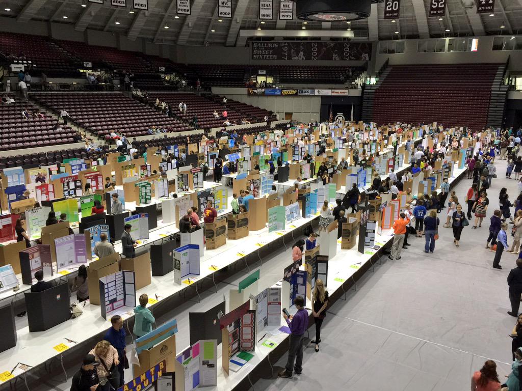 MeltonBiology's tweet photo. State science fair! #MEScience http://t.co/Bdytk587mn