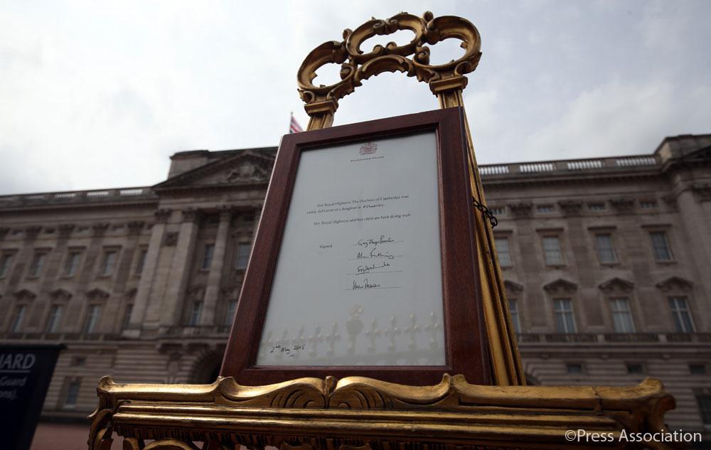 The easel at Buckingham Palace giving details of the birth of The Duke and Duchess of Cambridge's daughter today