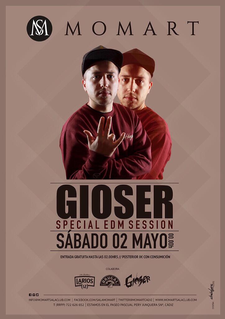 HOLA CÁDIZ!!! 
Esta noche la liamos en <a href="/SalaMomart/">Sala Momart Cadiz</a> @CadizFiestera