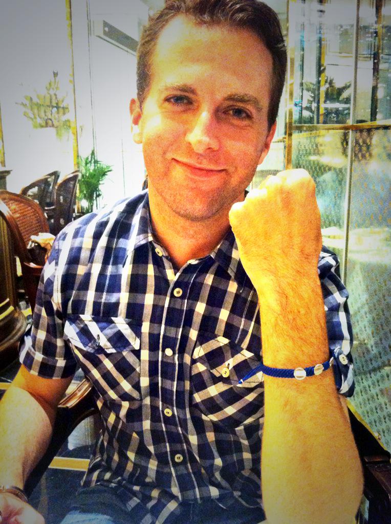 SoMaJewelry's tweet photo. This ocean blue @SoMaJewelry bracelet is a top-hit for guys! Woooooo! #Handmade #Jewelry for #SocialGood 👍#SoMaSocial http://t.co/fJBCsJ58sW