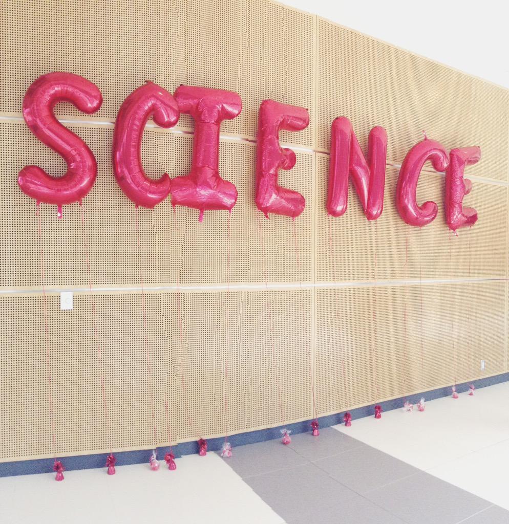 YUSci_Basma's tweet photo. @YorkUScience's spring open house !! http://t.co/D1Cf2kFP9x