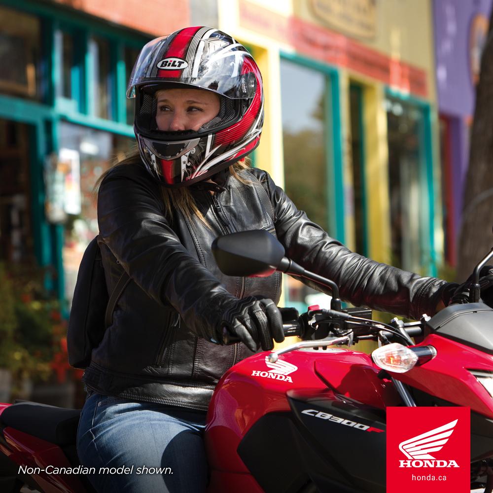 HondaMotoCA's tweet photo. The only thing better than a bike is the woman riding it. 
 
Happy #InternationalFemaleRideDay! http://t.co/4m8uYiPlKQ