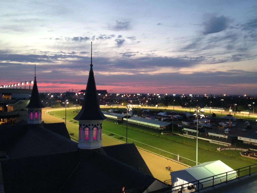 NateFreeman's tweet photo. I think I like my office for the day. #KentuckyDerby2015 #Amerivents http://t.co/ab9USUagWu