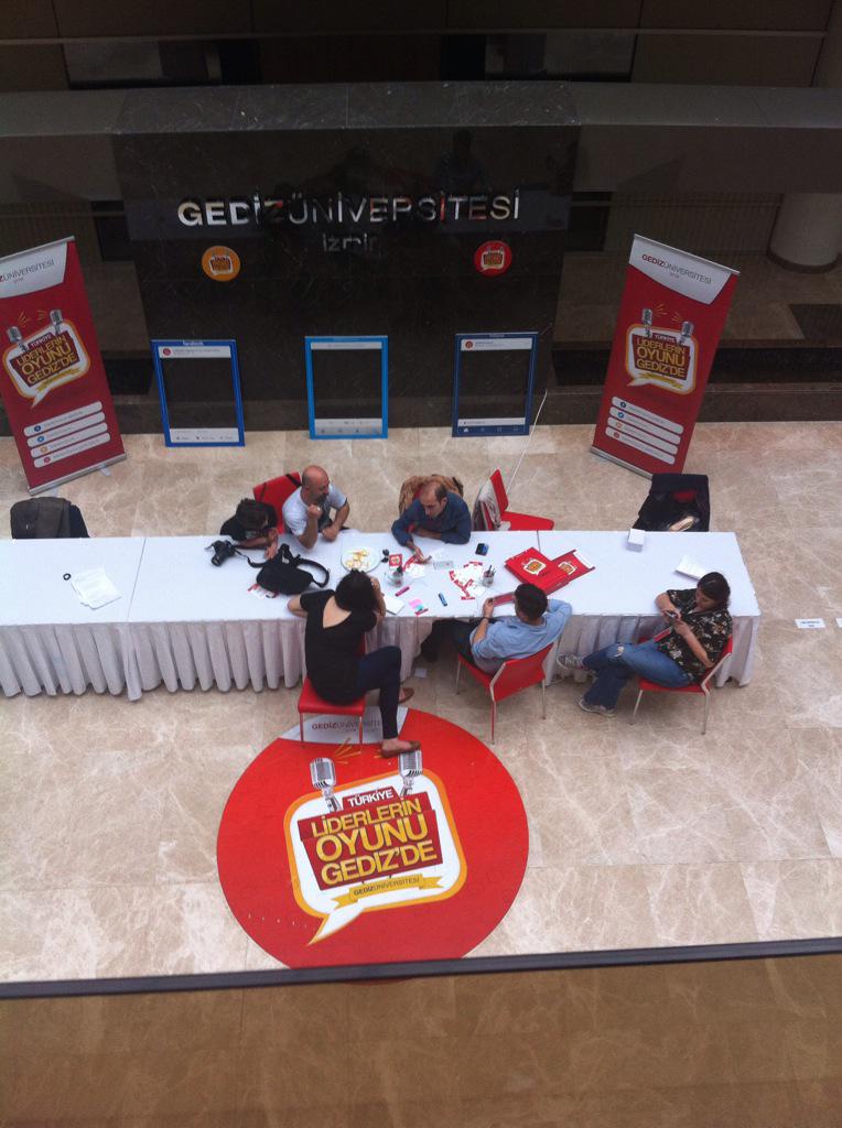 sungurbey51's tweet photo. Yakaladımmm.. @liderlerinoyunu #liderlergedizde http://t.co/JZwo9JR7tM