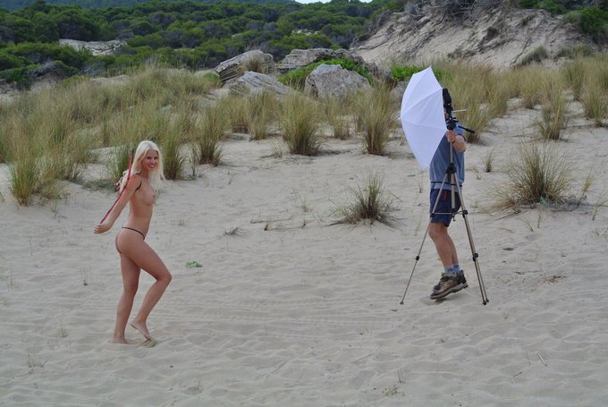 Would you like to see me at work? Then don't hesitate to book an exclusive slot for you: http://t.co/rIAjcPlJd5<a href="/tag/camgirl"class="tags"><span>#camgirl</span></a><a href="/tag/skype"class="tags"><span>#skype</span></a>