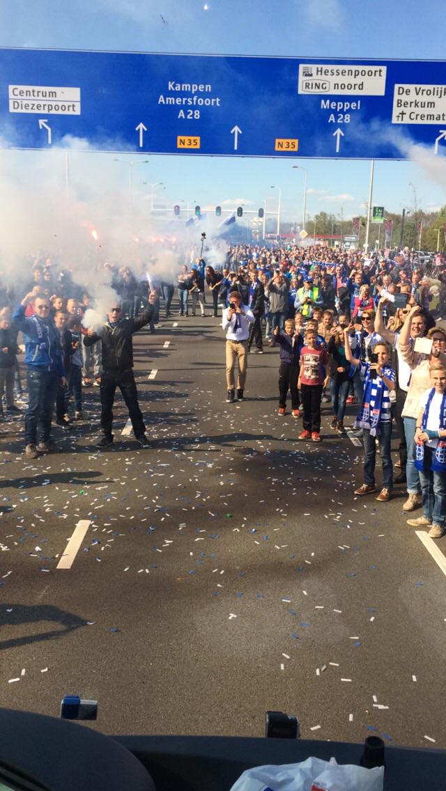 Onderweg naar de kuip met 12MAN #PEC #blauwvingers