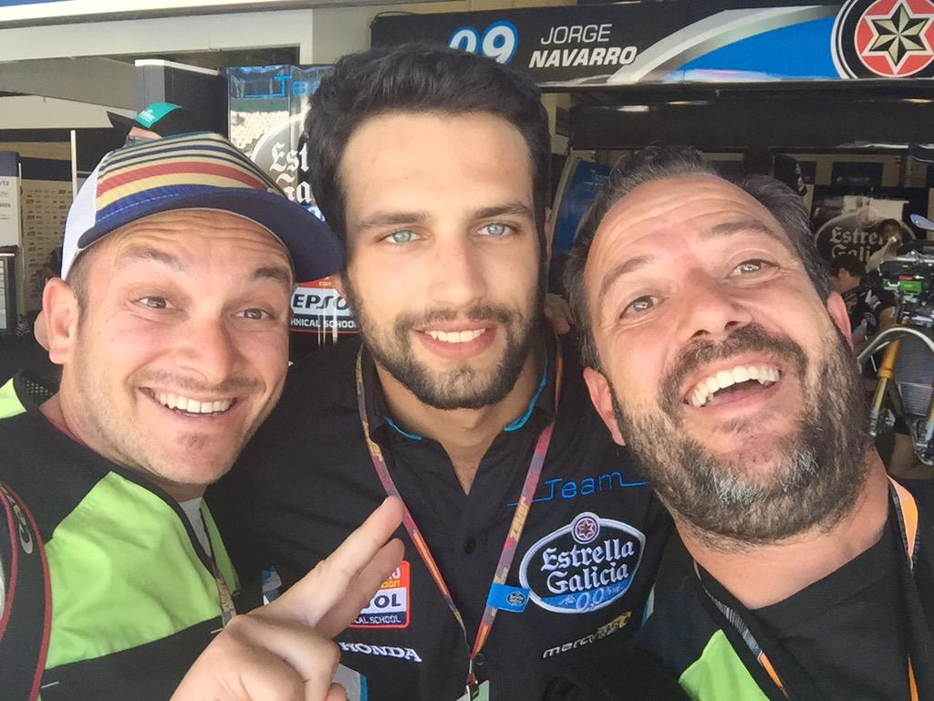 jairodiazphoto's tweet photo. Po toma #zerfi con los artistazos @Jesus_Castro_5 y @davidclares @EG_00 #GPJerez2015 #photoclickagencia http://t.co/TeVvIAgJAC