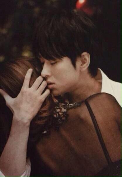 kimi__yy__0509's tweet photo. 黙って俺に抱かれとったらええねん
･
･
･

 《左右/気まぐれ/ちょっと塩》
･
･
･
#RTしたnrさんbotさんフォローする 
#RTしたnrさんで気になった人お迎え 
･
･
･
  抵抗したらどうなるか分かっとる？ http://t.co/w3T6HrdmD4