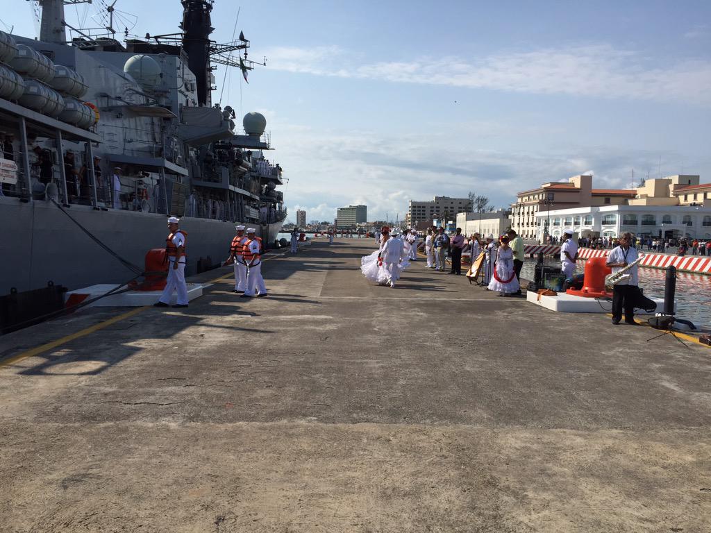 xeunoticias's tweet image. Arriba al puerto de Veracruz el buque HMS Lancaster de Reino Unido. Estará hasta el 7 de mayo.