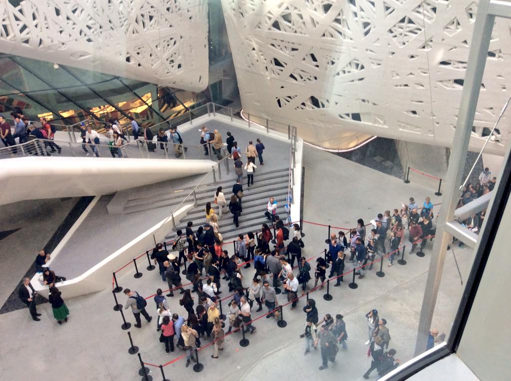 L'#italia che piace: uno dei padiglioni più visitati. La fila dice tutto. <a href="/TuttoExpo2015/">Tutto Expo2015</a> <a href="/Expostories/">Expoinviaggio</a>