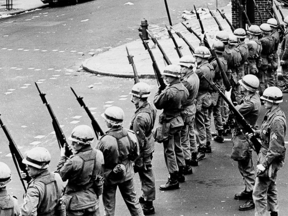 AnonMonarchs's tweet photo. #Baltimore and the "Moderate USian" - https://t.co/RBBvwUArO2

#BaltimoreUprising #BlackSpring #RejectFear #StandUp http://t.co/cMzxFSoAGw