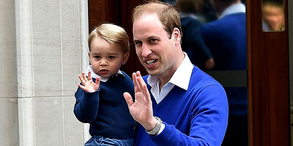 DailyMailUK's tweet photo. Prince George arrives to see his new #RoyalBaby sister http://t.co/gUKd2xrVzN http://t.co/pZIKi3T9YE