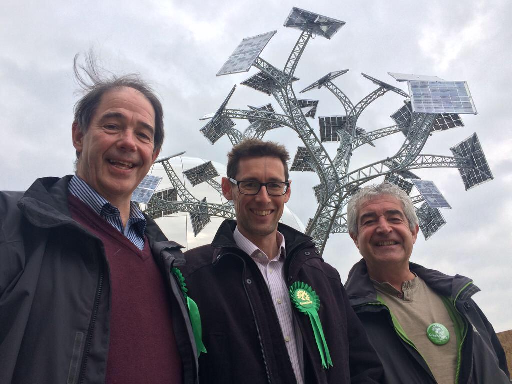 Very pleased to join <a href="/jonathonporritt/">Jonathon Porritt</a> today in support of @DarrenHall2015 to win #BristolWest for <a href="/TheGreenParty/">The Green Party</a>