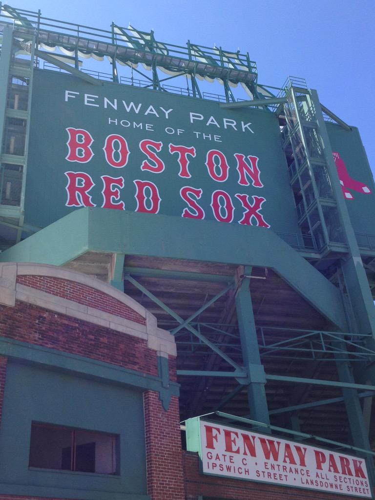 RedSox's tweet photo. #RedSox Yankees on tap at 1:35. #bestsportsdayever http://t.co/TsxnyOC0GE