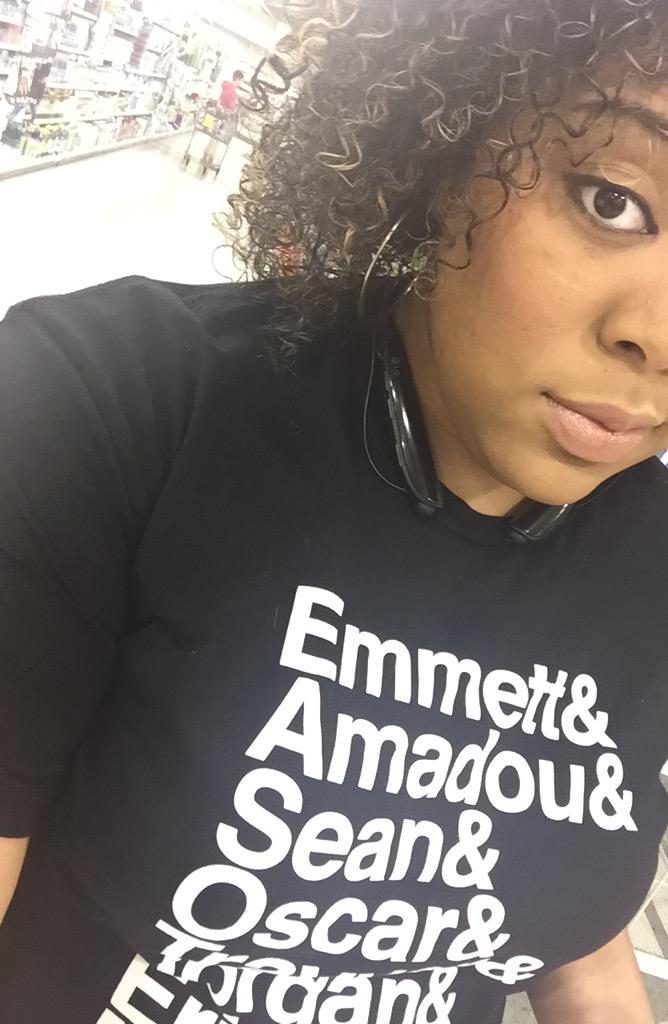 ShedaBeda's tweet photo. The stares are ridiculous. But I don't mind. #fightamnesia #BlackLivesMatter @GLOSSRAGS http://t.co/GXNqkvNW9v